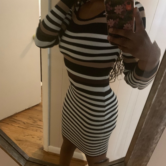 Stripe sweater dress - Picture 2 of 4